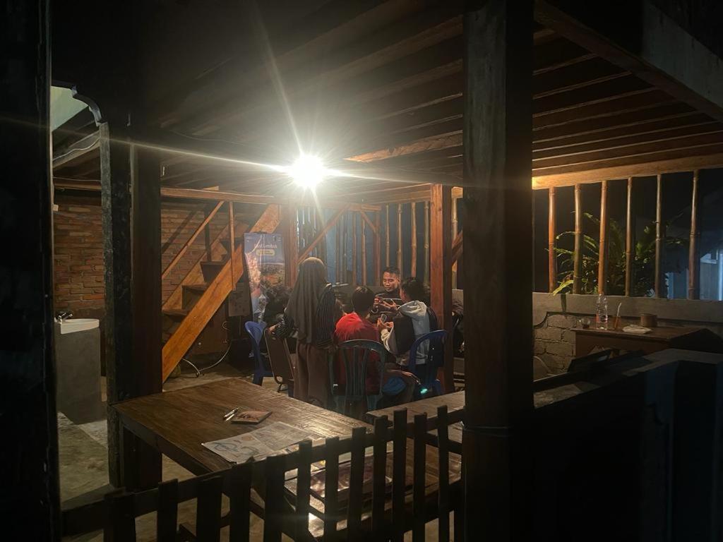 Jaya Homestay Tetebatu Kültér fotó